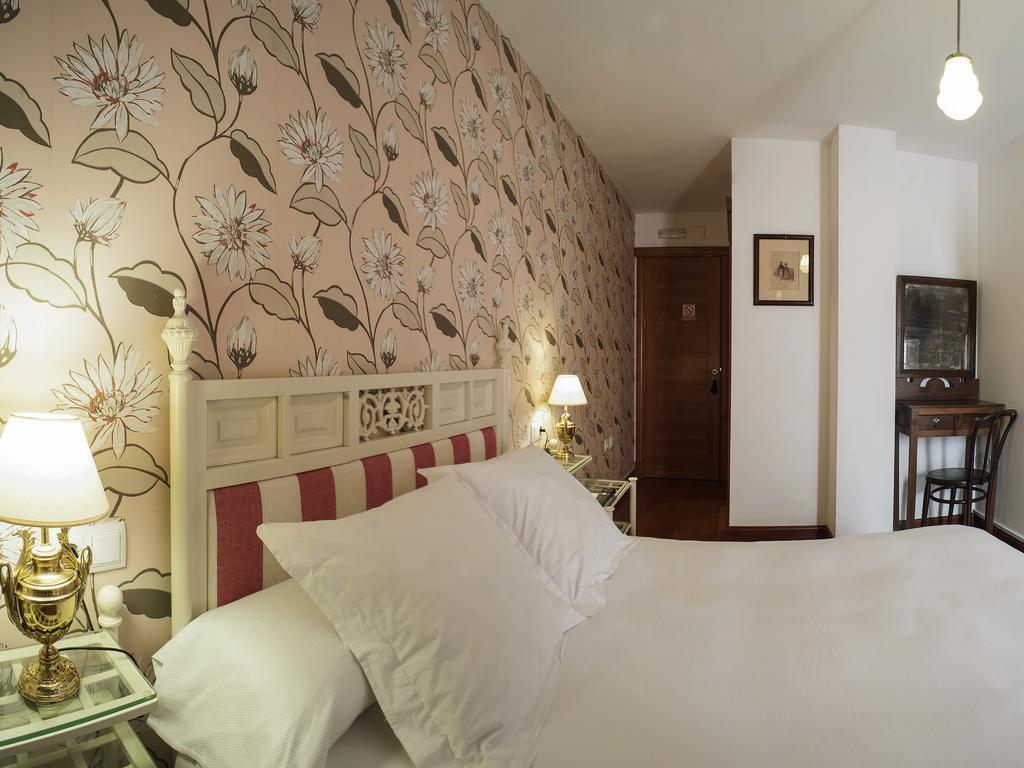 Ch Hostal Victoria Cuenca  Zewnętrze zdjęcie