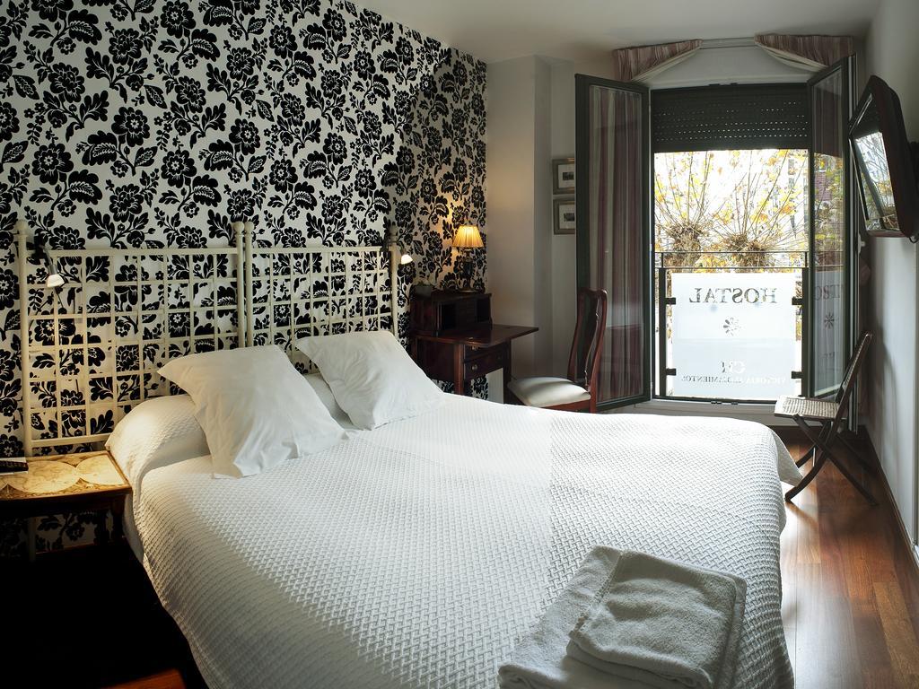 Ch Hostal Victoria Cuenca  Zewnętrze zdjęcie