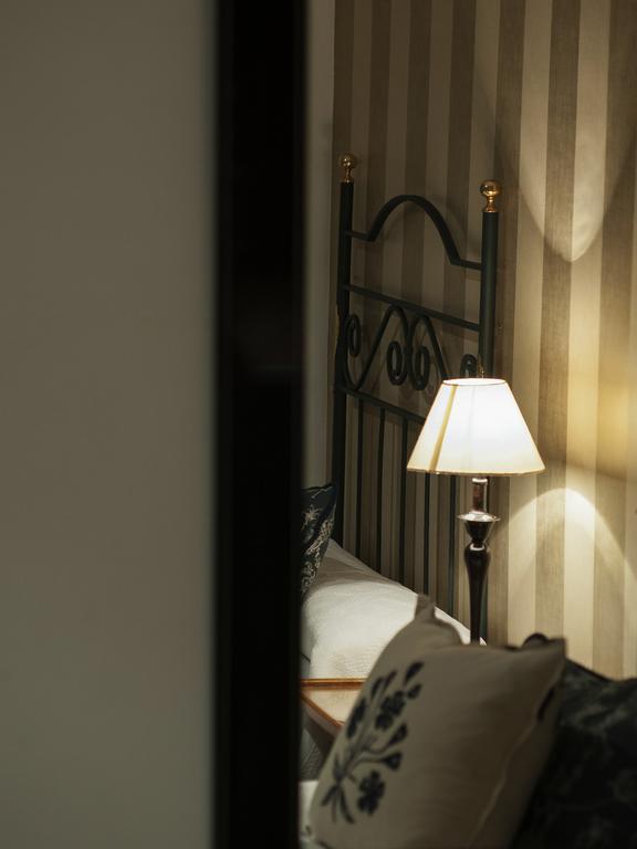 Ch Hostal Victoria Cuenca  Zewnętrze zdjęcie