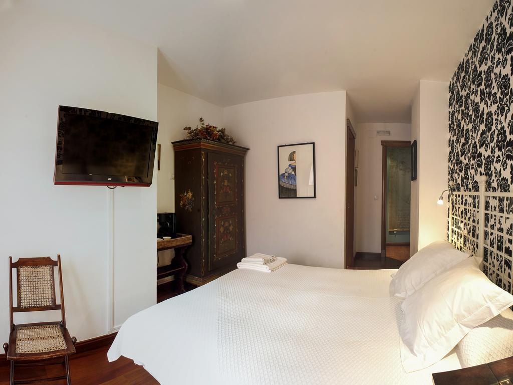 Ch Hostal Victoria Cuenca  Zewnętrze zdjęcie