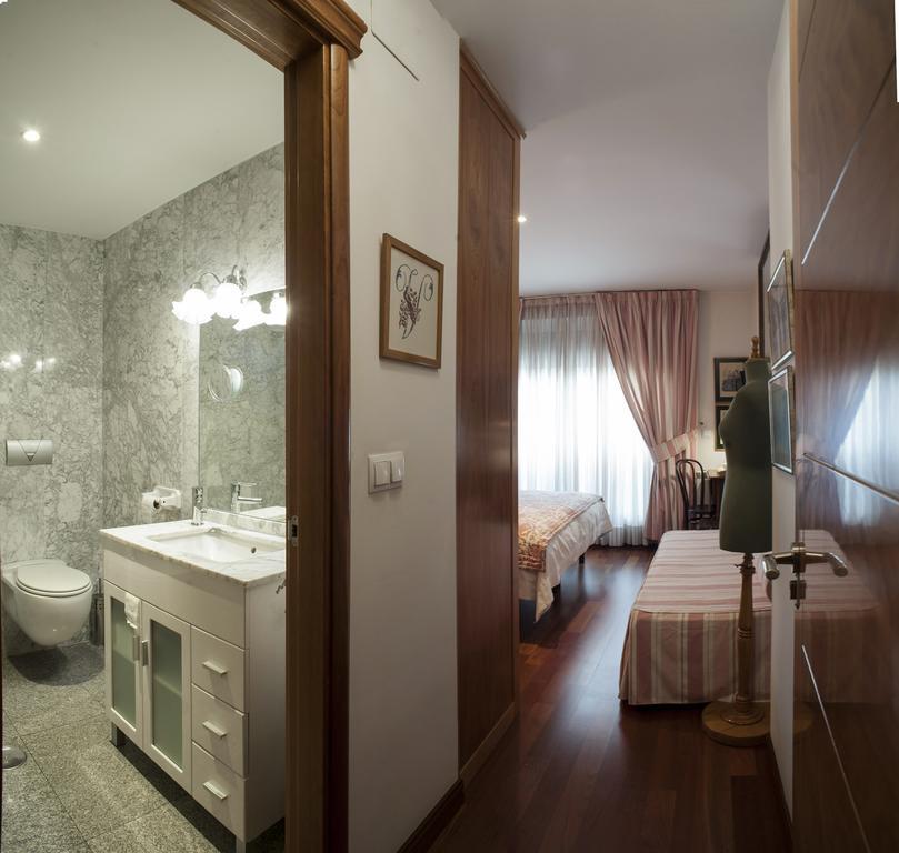 Ch Hostal Victoria Cuenca  Zewnętrze zdjęcie